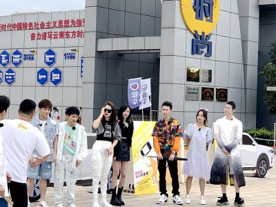 東方時尚b2的駕駛證增駕多少錢？