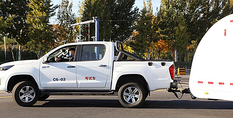 北京東方時(shí)尚駕校牽引車駕照