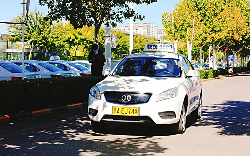 為什么老司機(jī)開車不追尾呢？